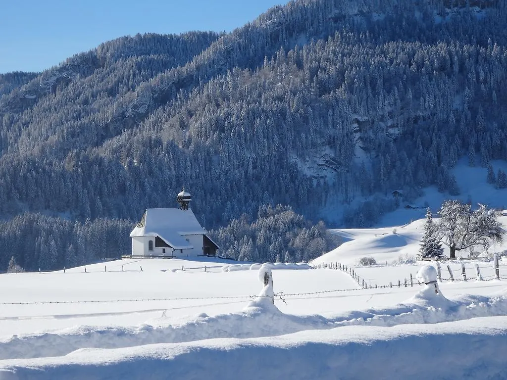 Ferienwohnungen Im Faerberhaus Fischen im Allgaeu