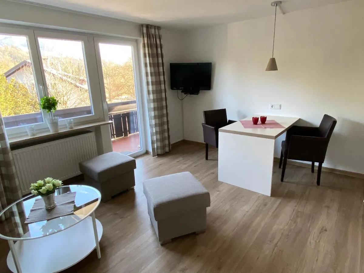 Apartment Ferienwohnungen Im Faerberhaus Fischen im Allgaeu